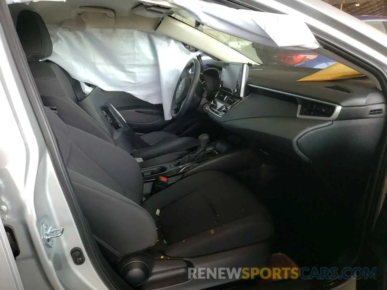 5 fotografías del automóvil dañado 5YFEPMAE1MP194505 TOYOTA COROLLA 2021