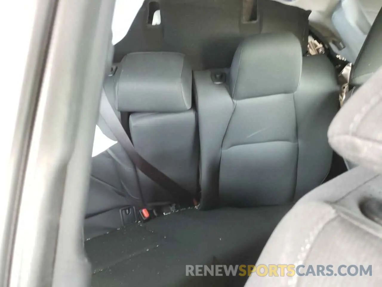 6 fotografías del automóvil dañado 5YFEPMAE1MP194505 TOYOTA COROLLA 2021