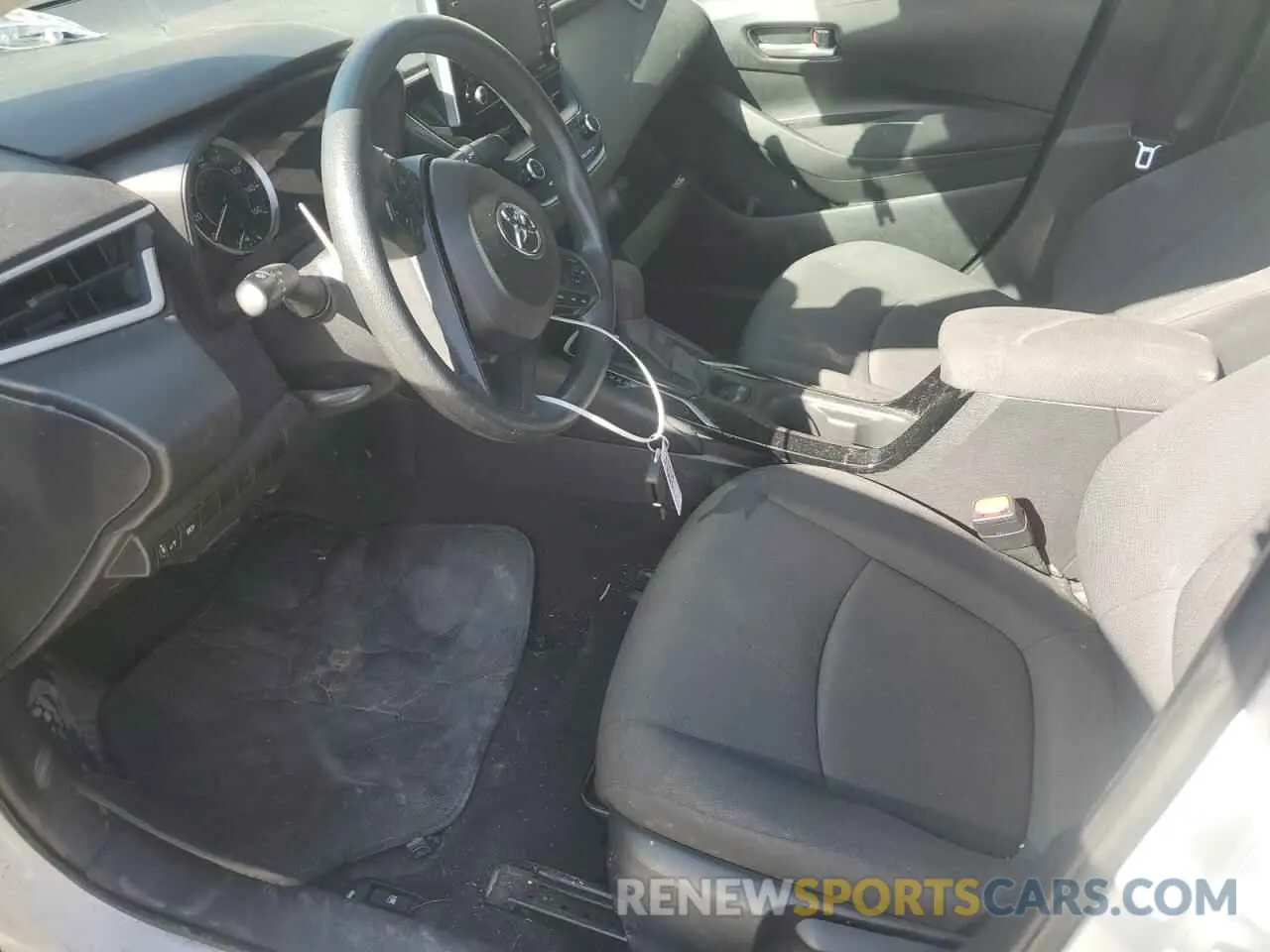 7 fotografías del automóvil dañado 5YFEPMAE1MP201789 TOYOTA COROLLA 2021