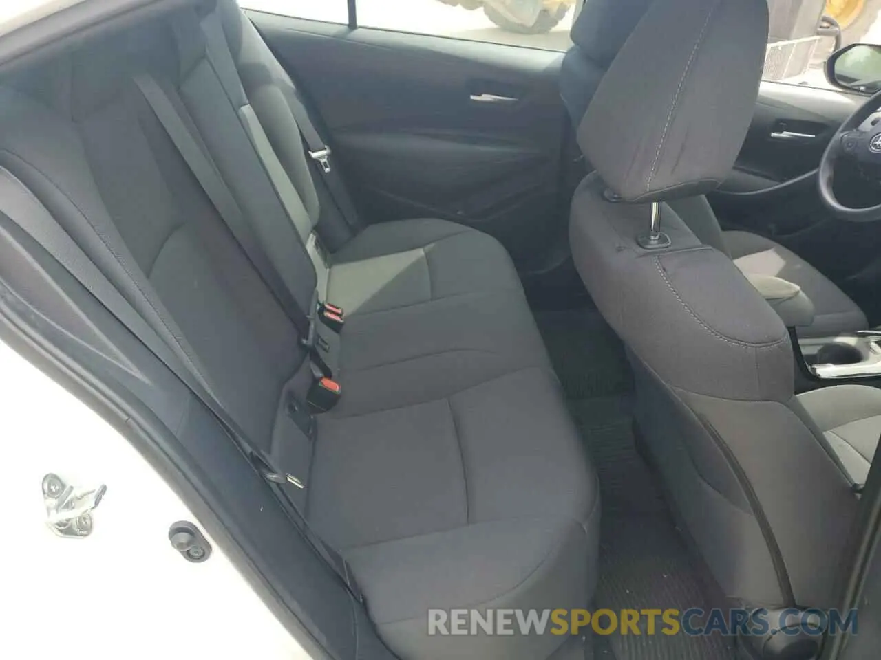 11 fotografías del automóvil dañado 5YFEPMAE1MP206006 TOYOTA COROLLA 2021