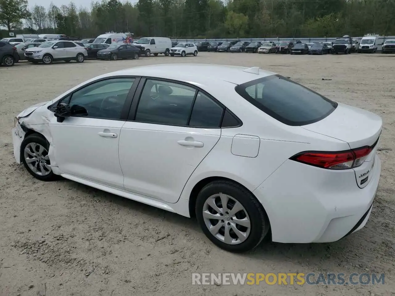2 fotografías del automóvil dañado 5YFEPMAE1MP206006 TOYOTA COROLLA 2021
