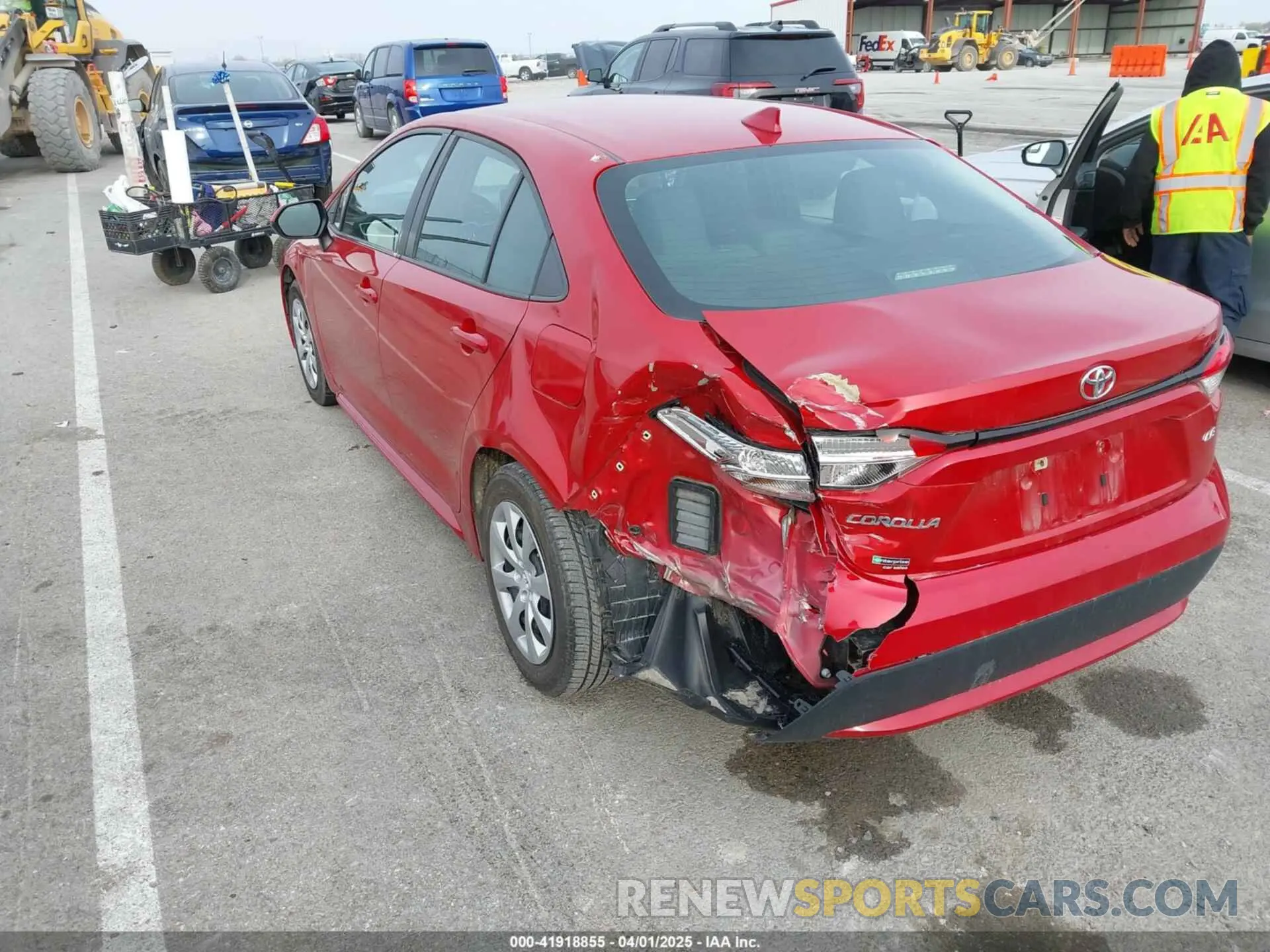 3 fotografías del automóvil dañado 5YFEPMAE1MP212808 TOYOTA COROLLA 2021
