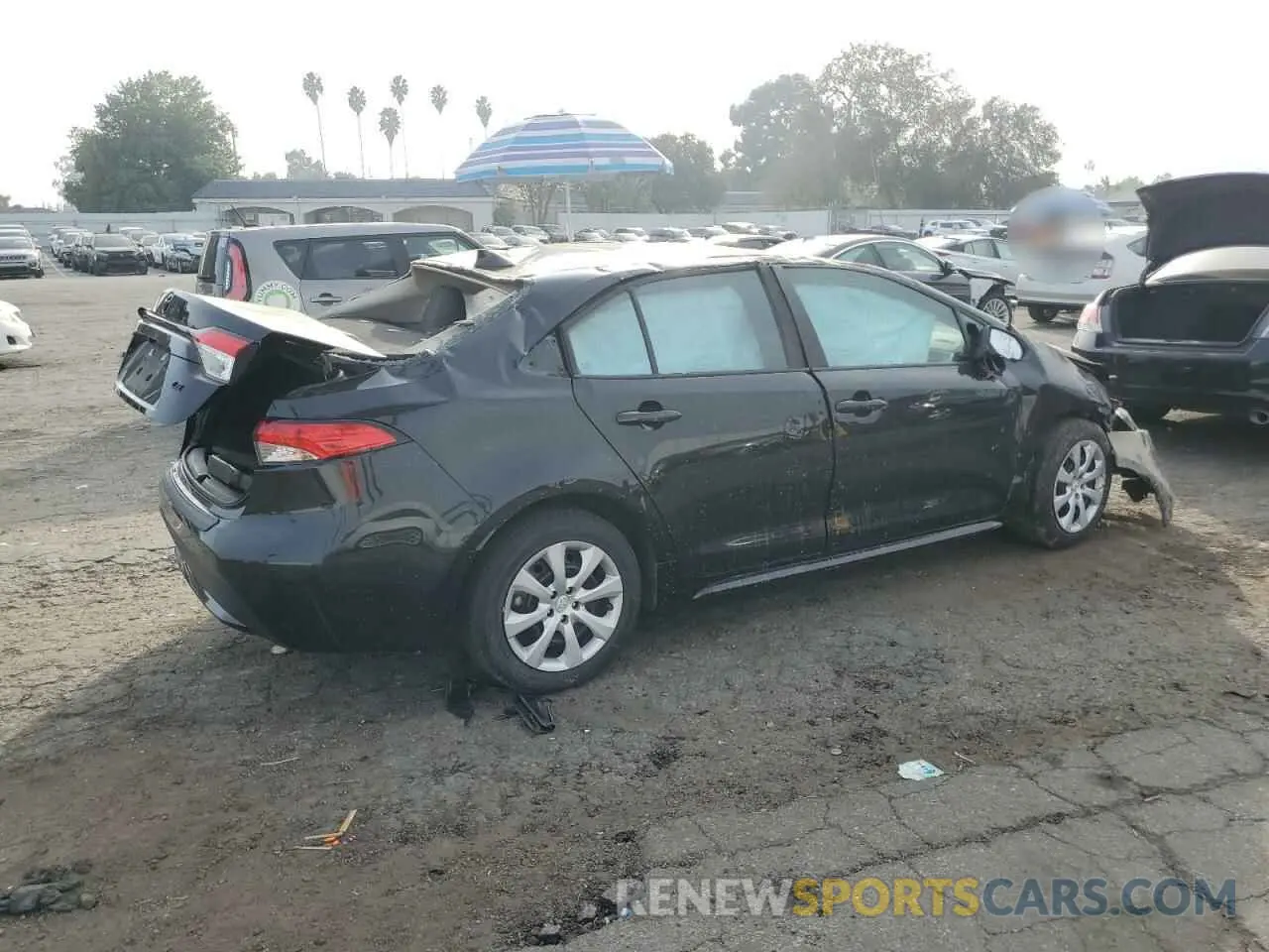 3 fotografías del automóvil dañado 5YFEPMAE1MP212811 TOYOTA COROLLA 2021