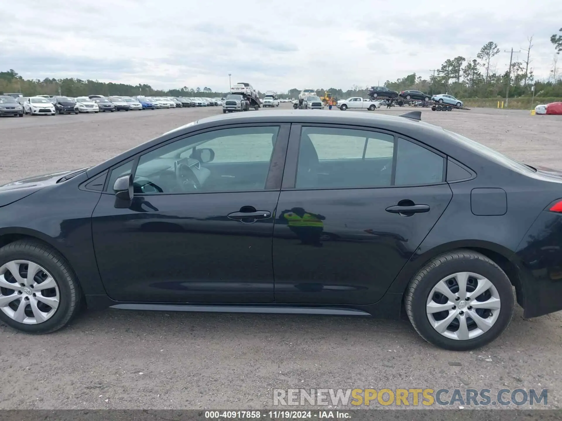 14 fotografías del automóvil dañado 5YFEPMAE1MP213005 TOYOTA COROLLA 2021