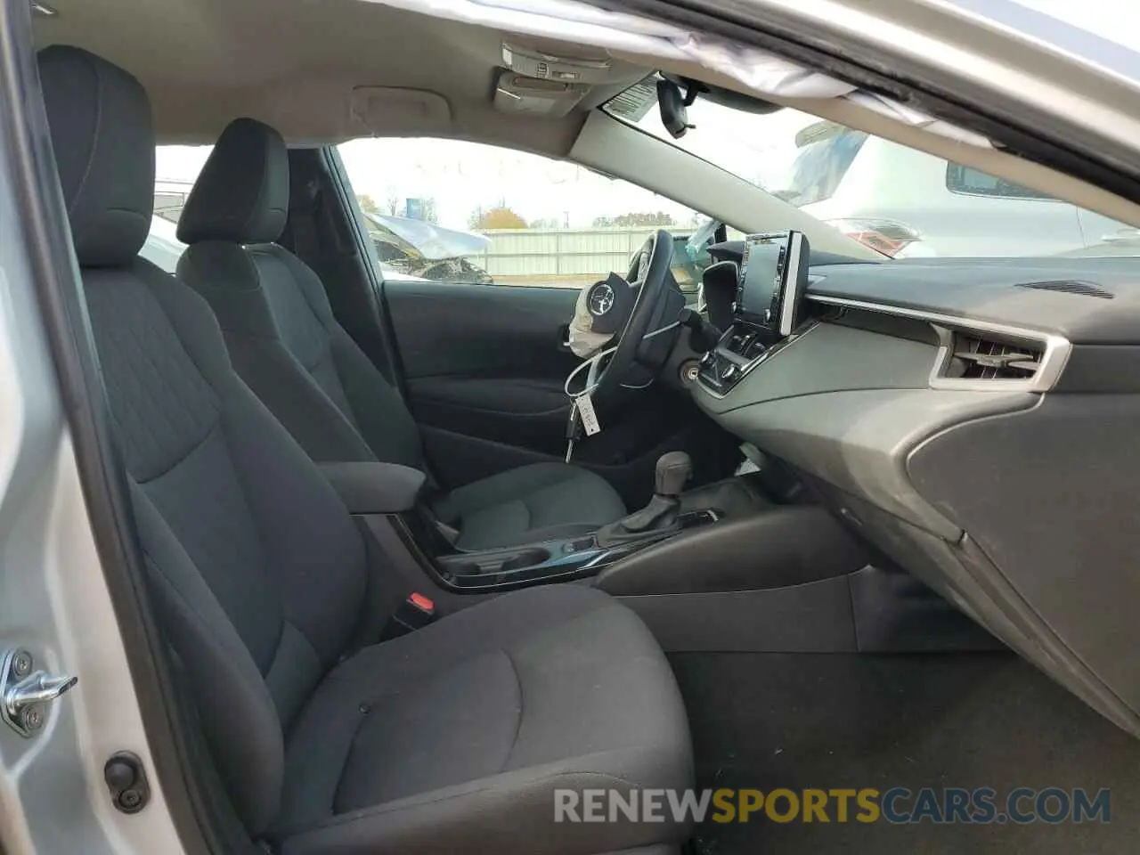 5 fotografías del automóvil dañado 5YFEPMAE1MP213344 TOYOTA COROLLA 2021