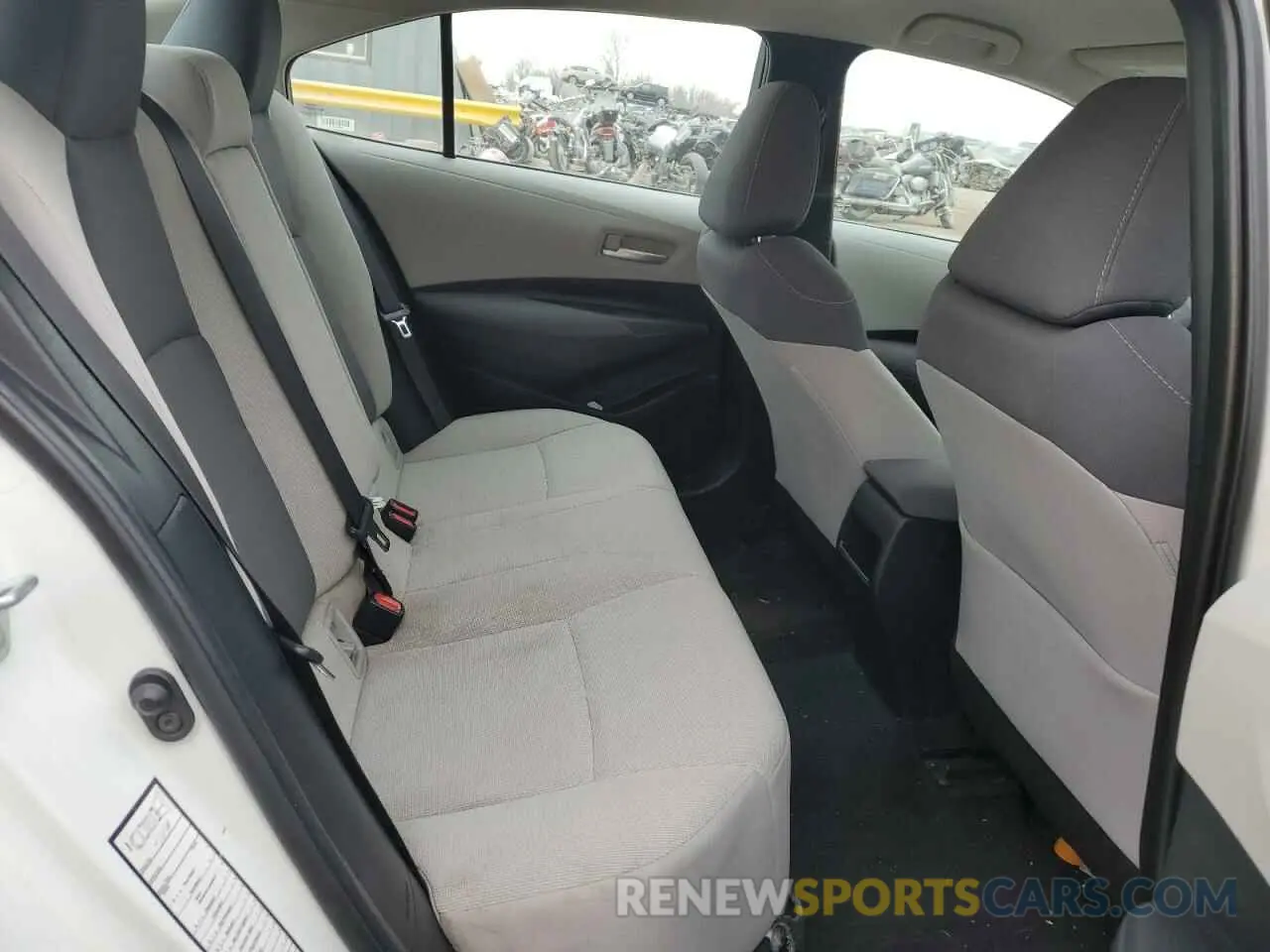 10 fotografías del automóvil dañado 5YFEPMAE1MP214736 TOYOTA COROLLA 2021