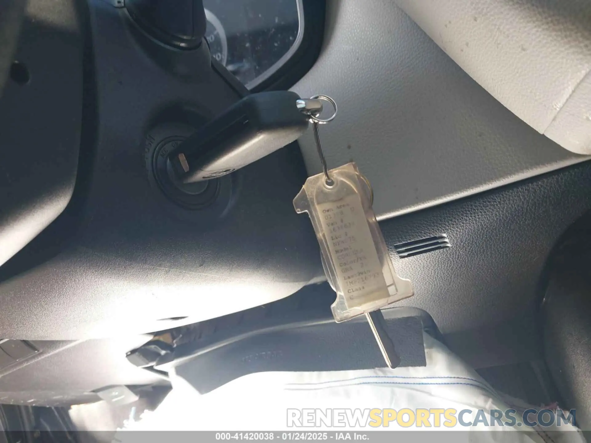 11 fotografías del automóvil dañado 5YFEPMAE1MP216793 TOYOTA COROLLA 2021