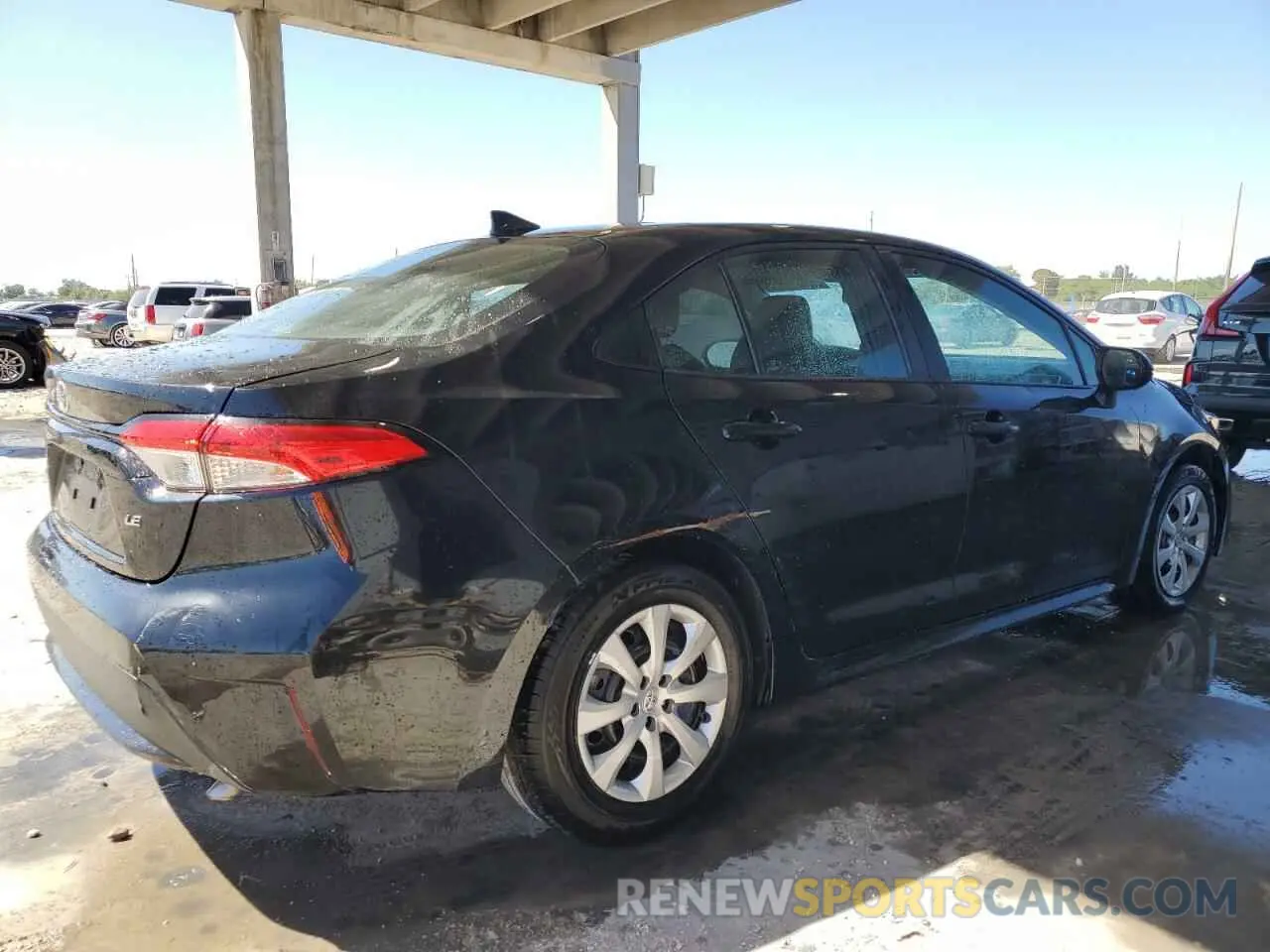 3 fotografías del automóvil dañado 5YFEPMAE1MP234162 TOYOTA COROLLA 2021