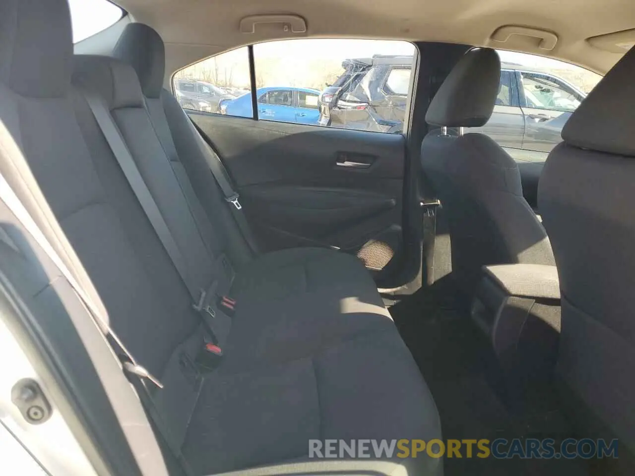 10 fotografías del automóvil dañado 5YFEPMAE1MP246716 TOYOTA COROLLA 2021