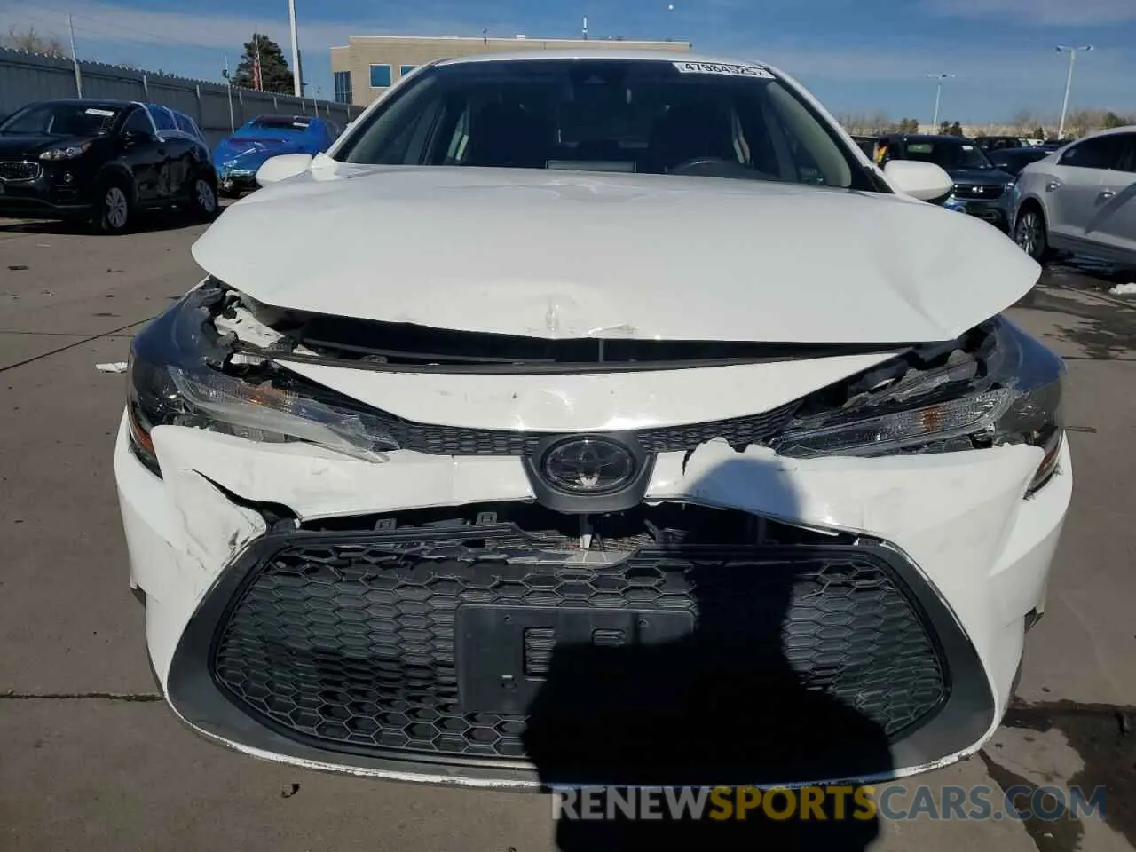 5 fotografías del automóvil dañado 5YFEPMAE1MP246716 TOYOTA COROLLA 2021