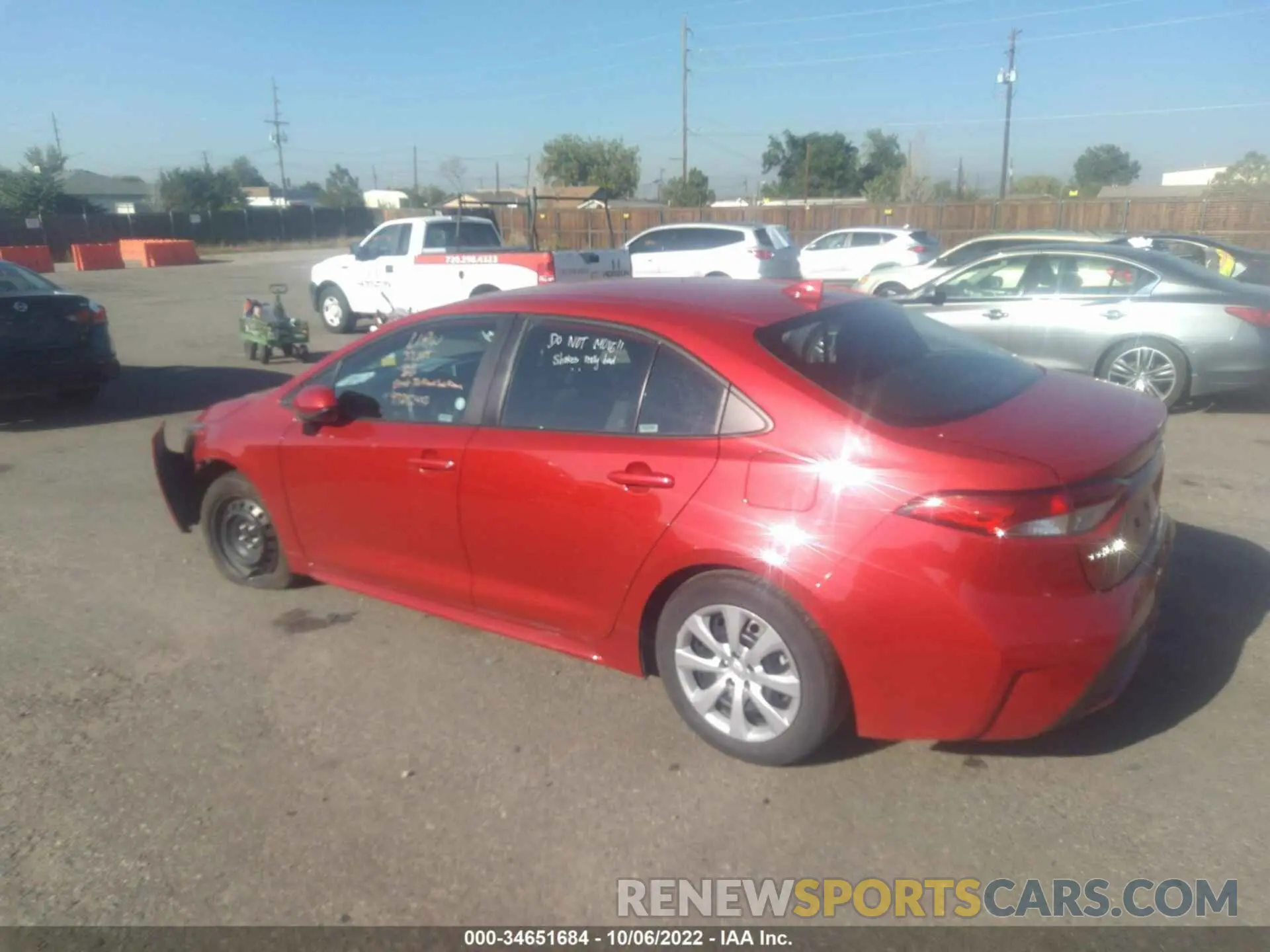 3 fotografías del automóvil dañado 5YFEPMAE1MP252533 TOYOTA COROLLA 2021
