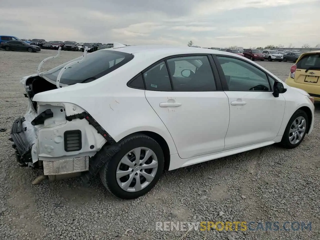 3 fotografías del automóvil dañado 5YFEPMAE1MP254282 TOYOTA COROLLA 2021