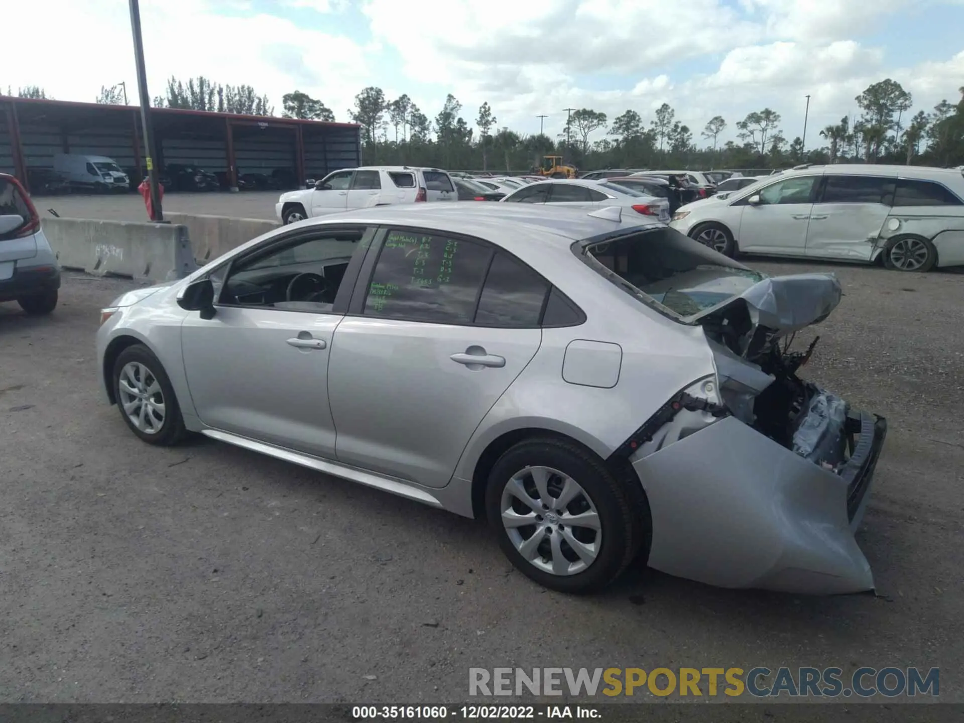 3 fotografías del automóvil dañado 5YFEPMAE1MP260518 TOYOTA COROLLA 2021