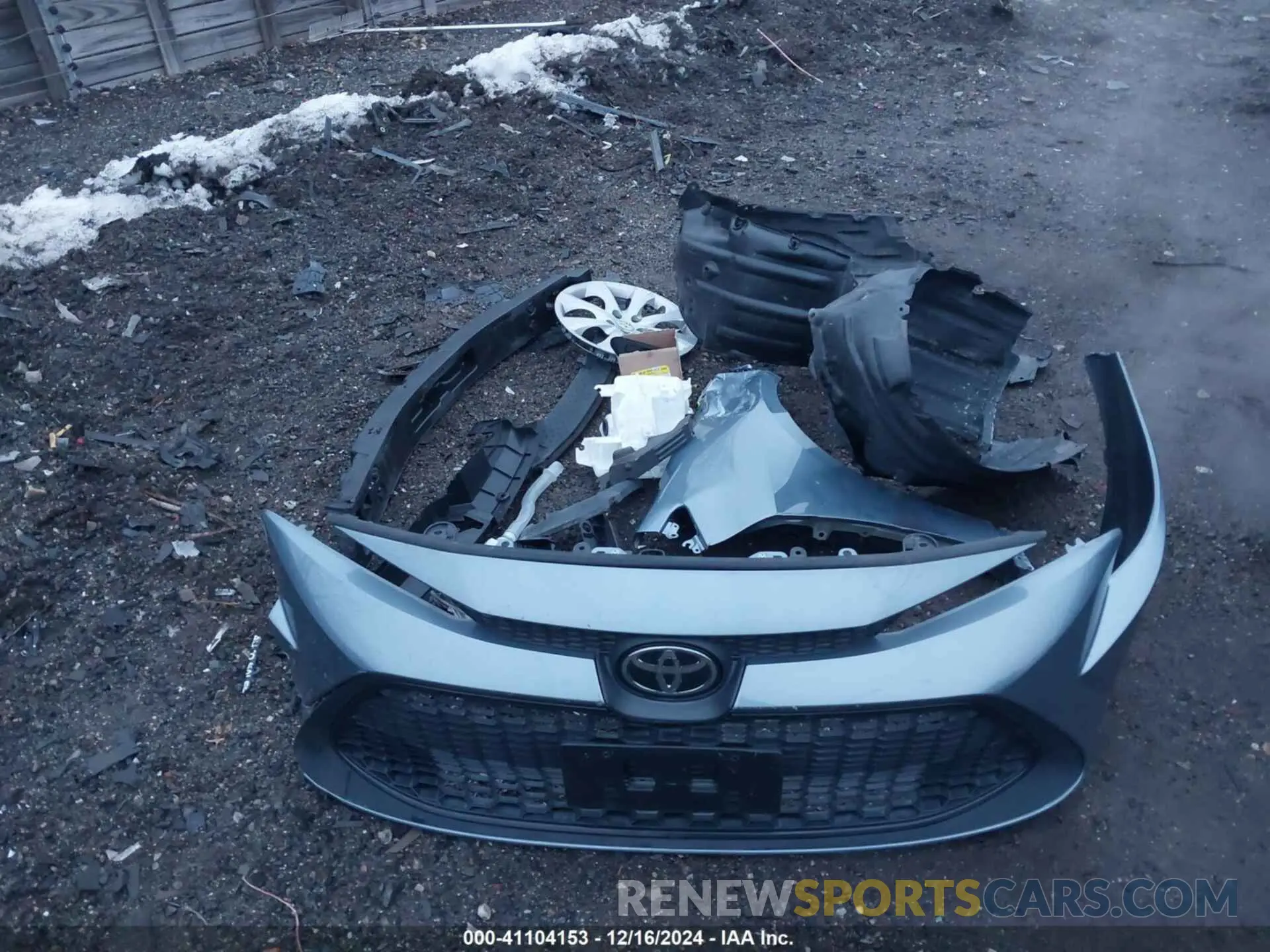 12 fotografías del automóvil dañado 5YFEPMAE1MP268179 TOYOTA COROLLA 2021