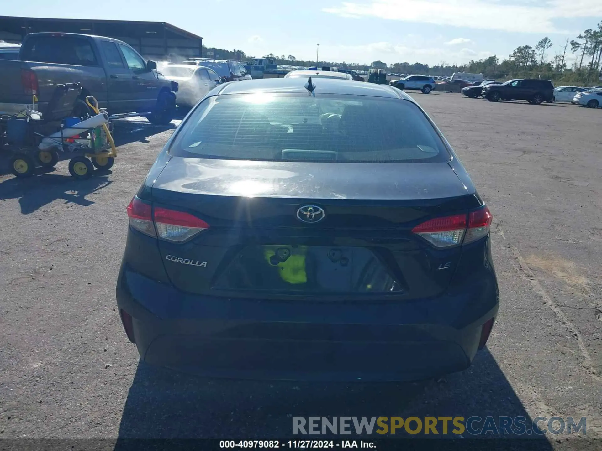 16 fotografías del automóvil dañado 5YFEPMAE2MP152456 TOYOTA COROLLA 2021