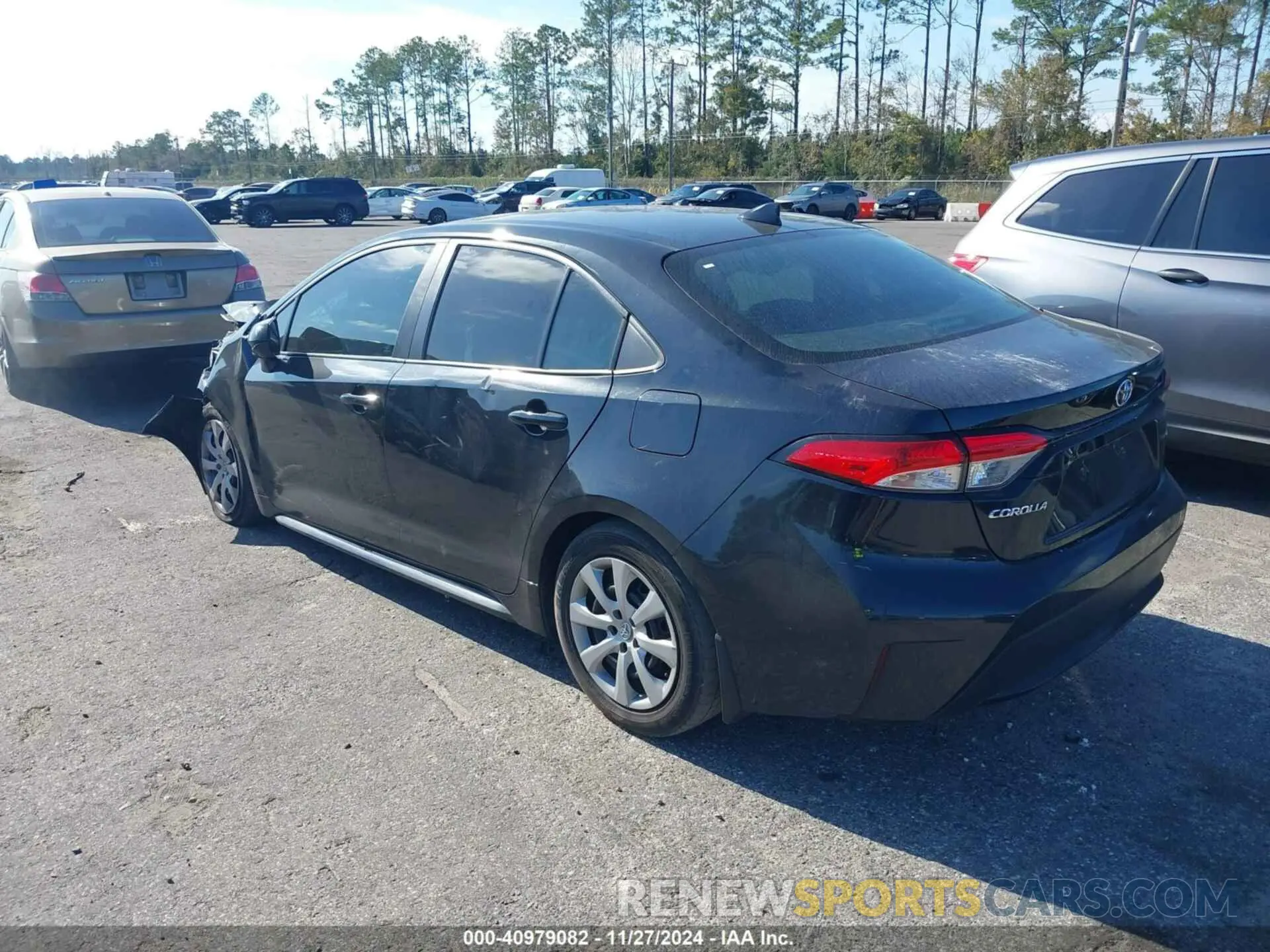 3 fotografías del automóvil dañado 5YFEPMAE2MP152456 TOYOTA COROLLA 2021