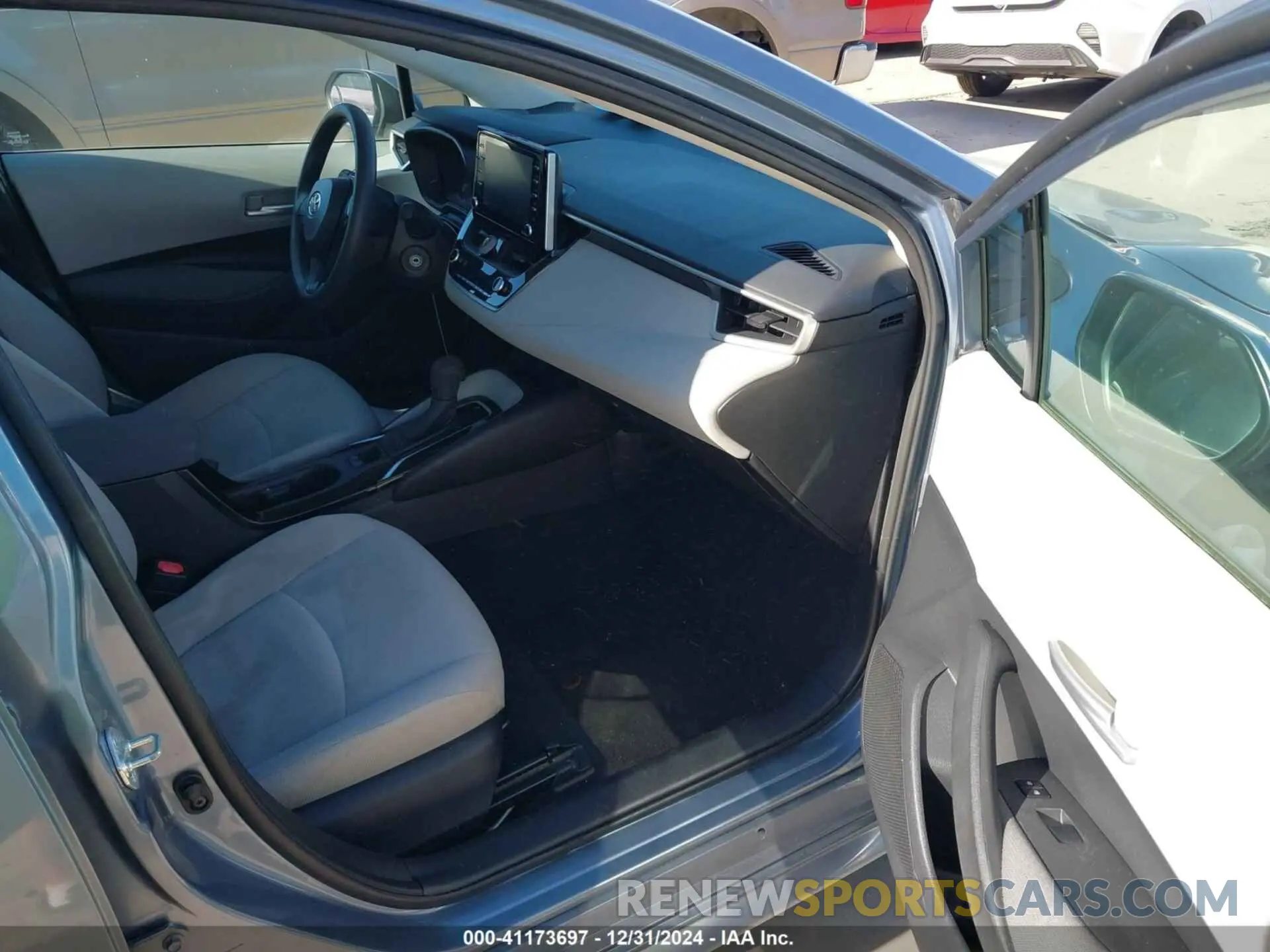 5 fotografías del automóvil dañado 5YFEPMAE2MP168060 TOYOTA COROLLA 2021