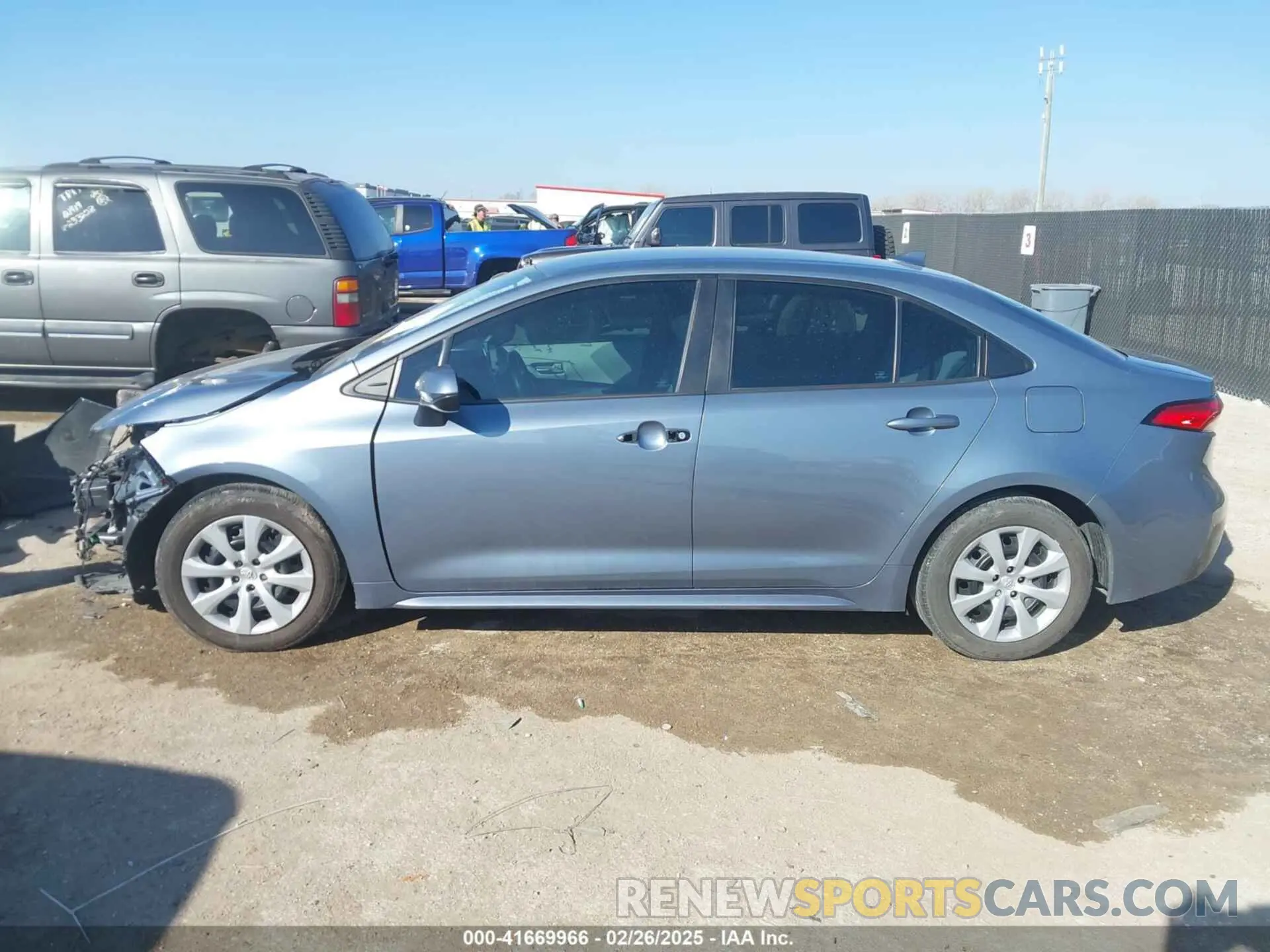 14 fotografías del automóvil dañado 5YFEPMAE2MP174599 TOYOTA COROLLA 2021