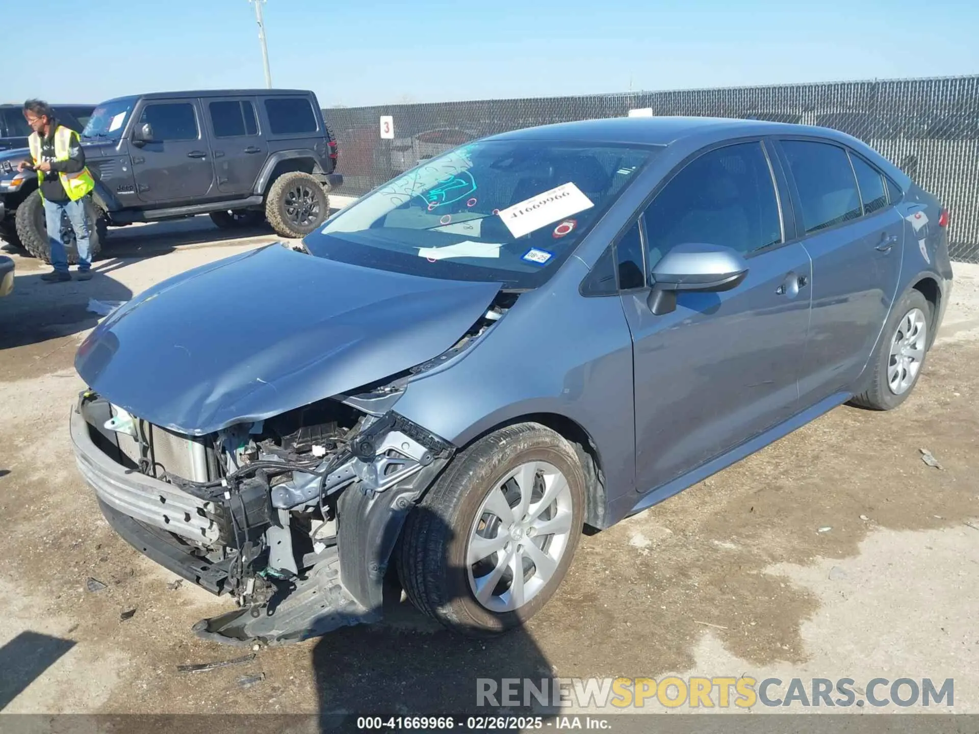 2 fotografías del automóvil dañado 5YFEPMAE2MP174599 TOYOTA COROLLA 2021
