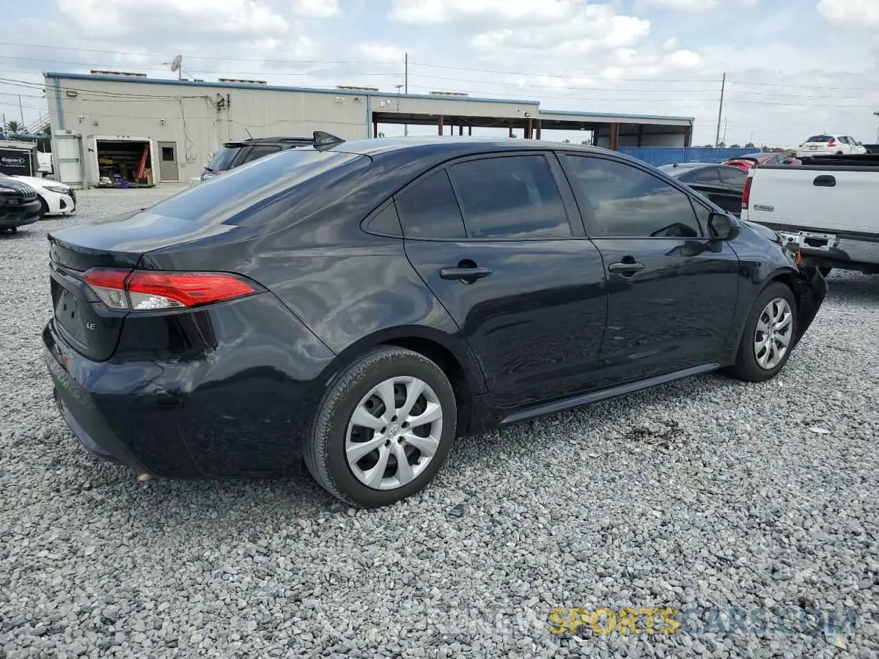 3 fotografías del automóvil dañado 5YFEPMAE2MP177518 TOYOTA COROLLA 2021
