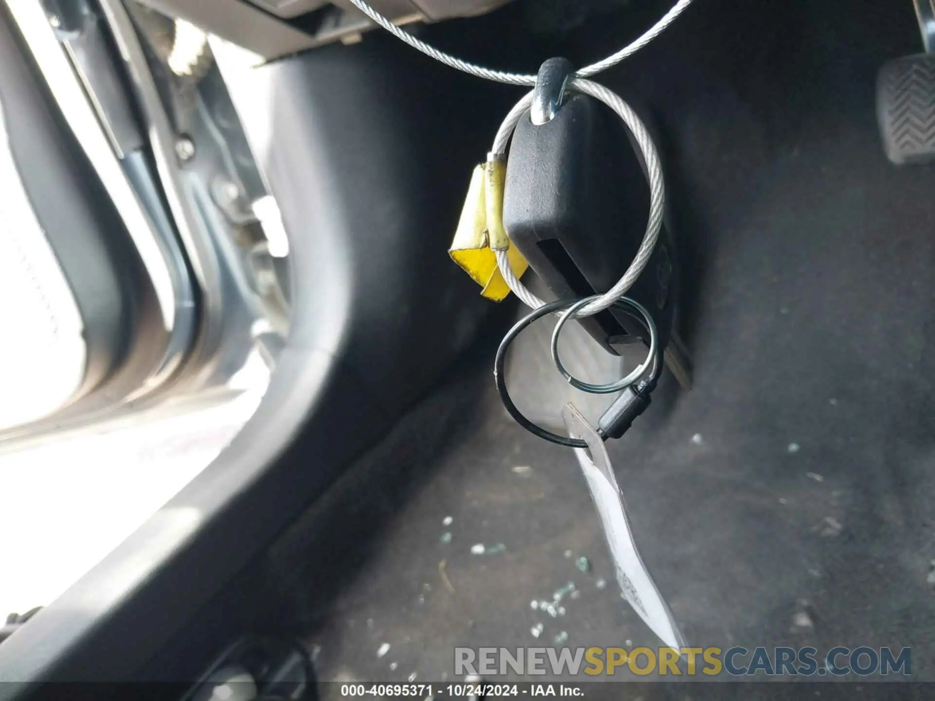 11 fotografías del automóvil dañado 5YFEPMAE2MP186283 TOYOTA COROLLA 2021