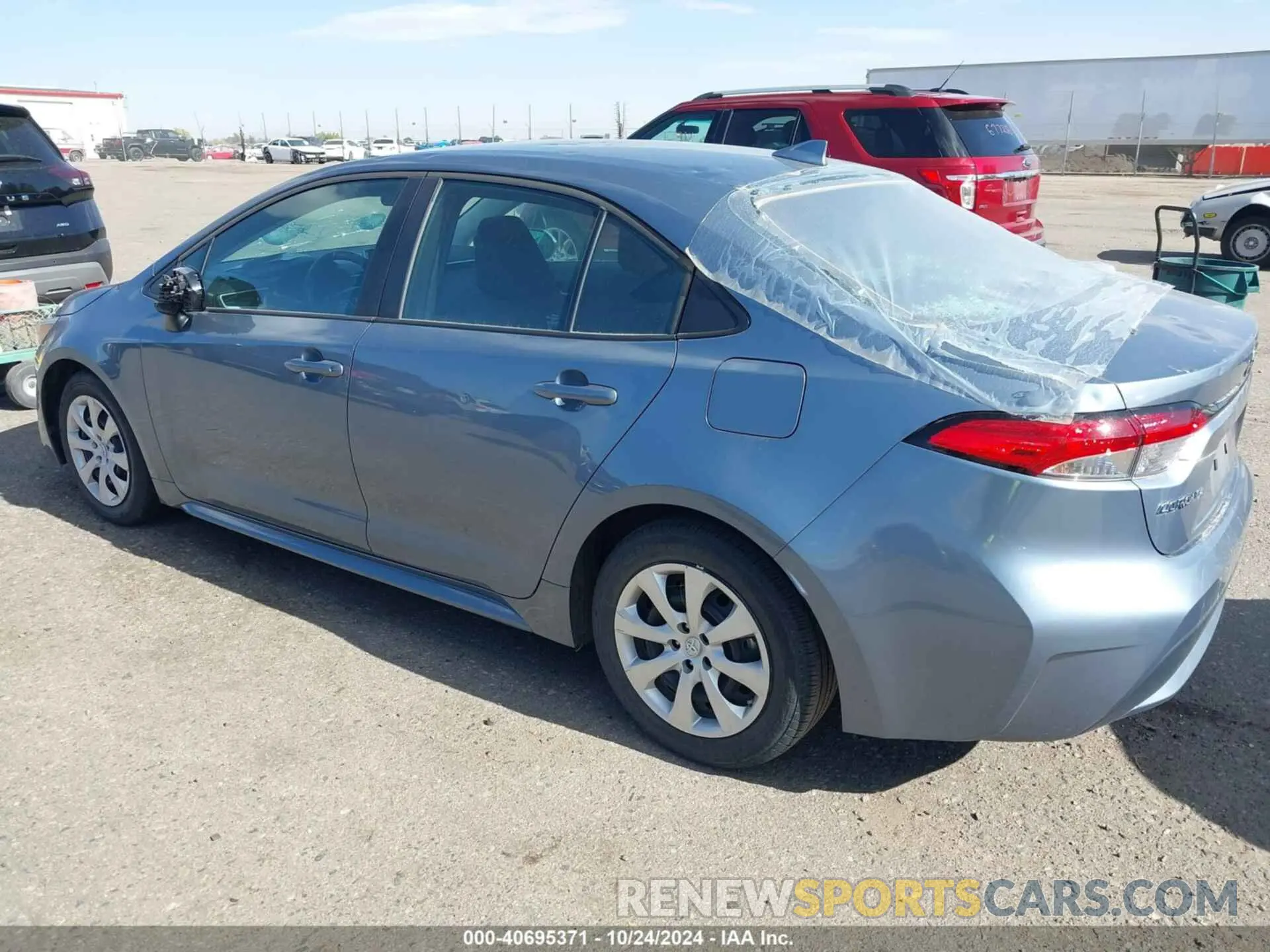 3 fotografías del automóvil dañado 5YFEPMAE2MP186283 TOYOTA COROLLA 2021