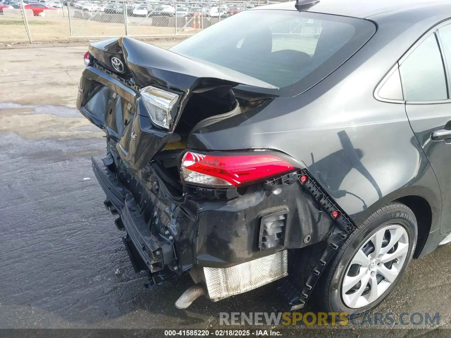 18 fotografías del automóvil dañado 5YFEPMAE2MP204667 TOYOTA COROLLA 2021
