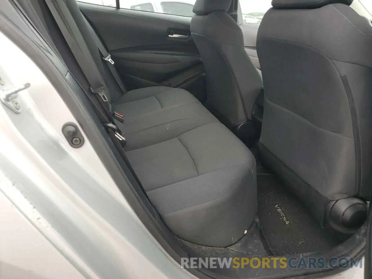 10 fotografías del automóvil dañado 5YFEPMAE2MP234882 TOYOTA COROLLA 2021
