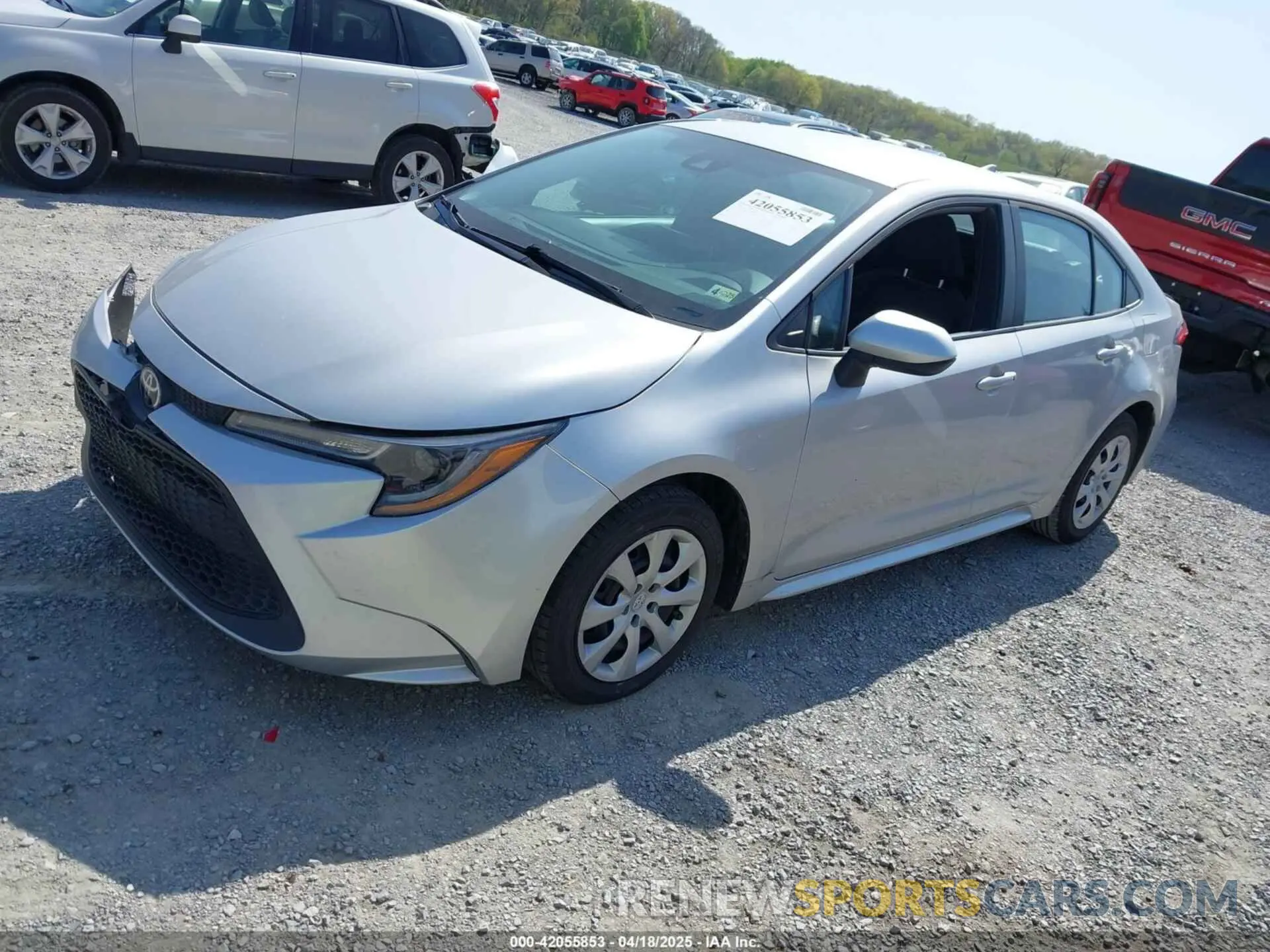 2 fotografías del automóvil dañado 5YFEPMAE2MP246076 TOYOTA COROLLA 2021