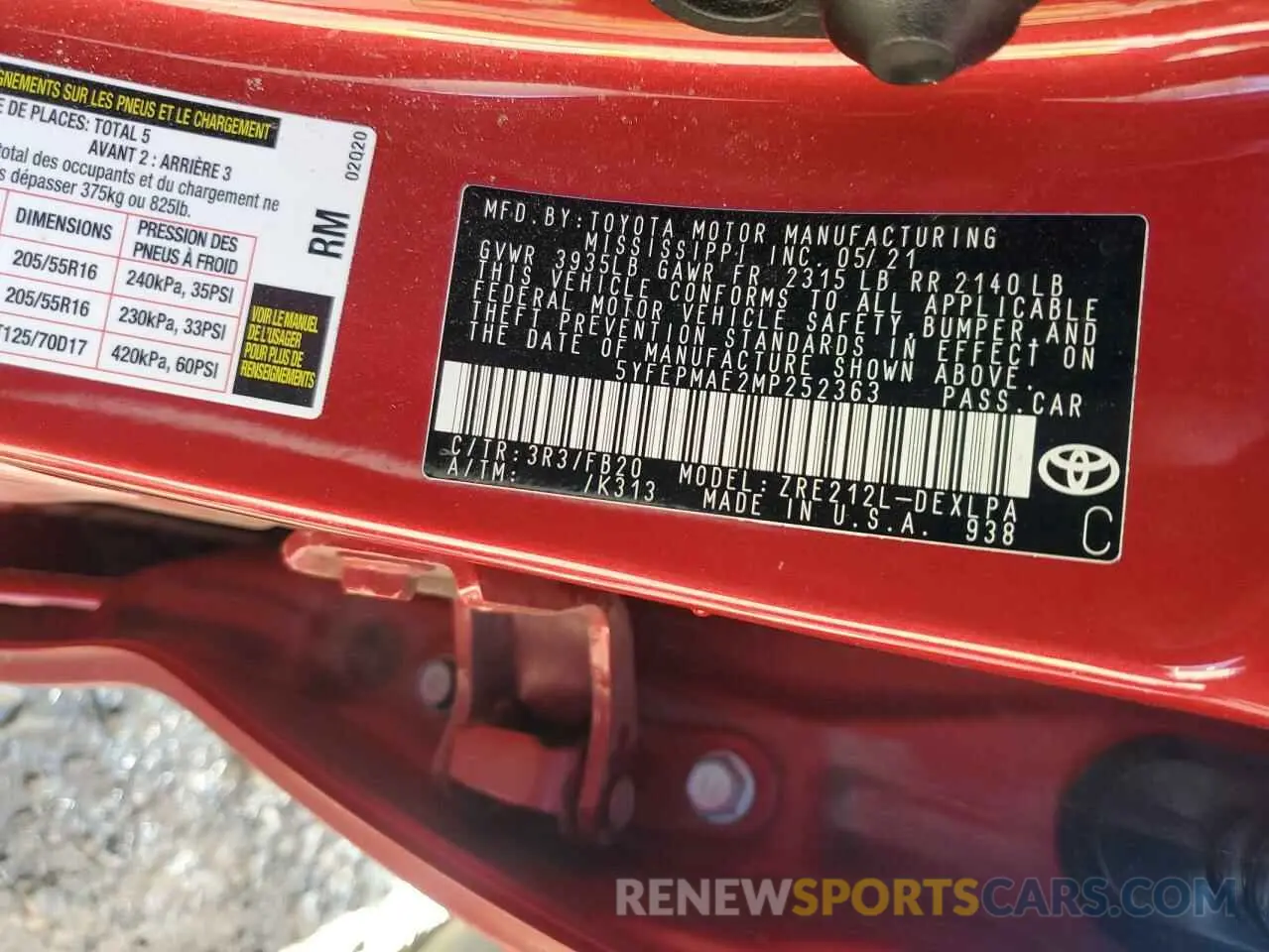 13 fotografías del automóvil dañado 5YFEPMAE2MP252363 TOYOTA COROLLA 2021