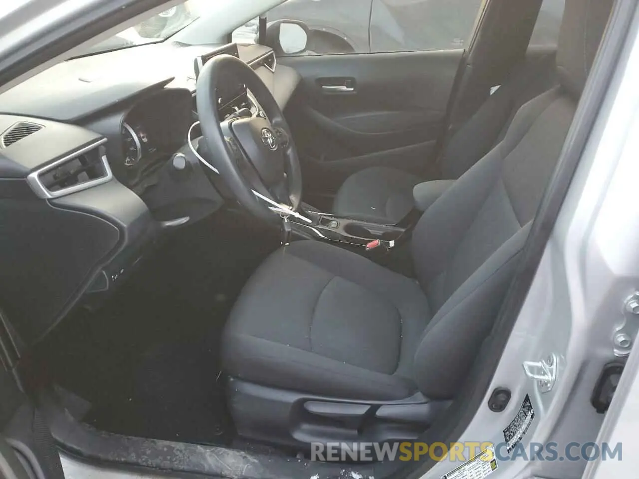7 fotografías del automóvil dañado 5YFEPMAE2MP256588 TOYOTA COROLLA 2021