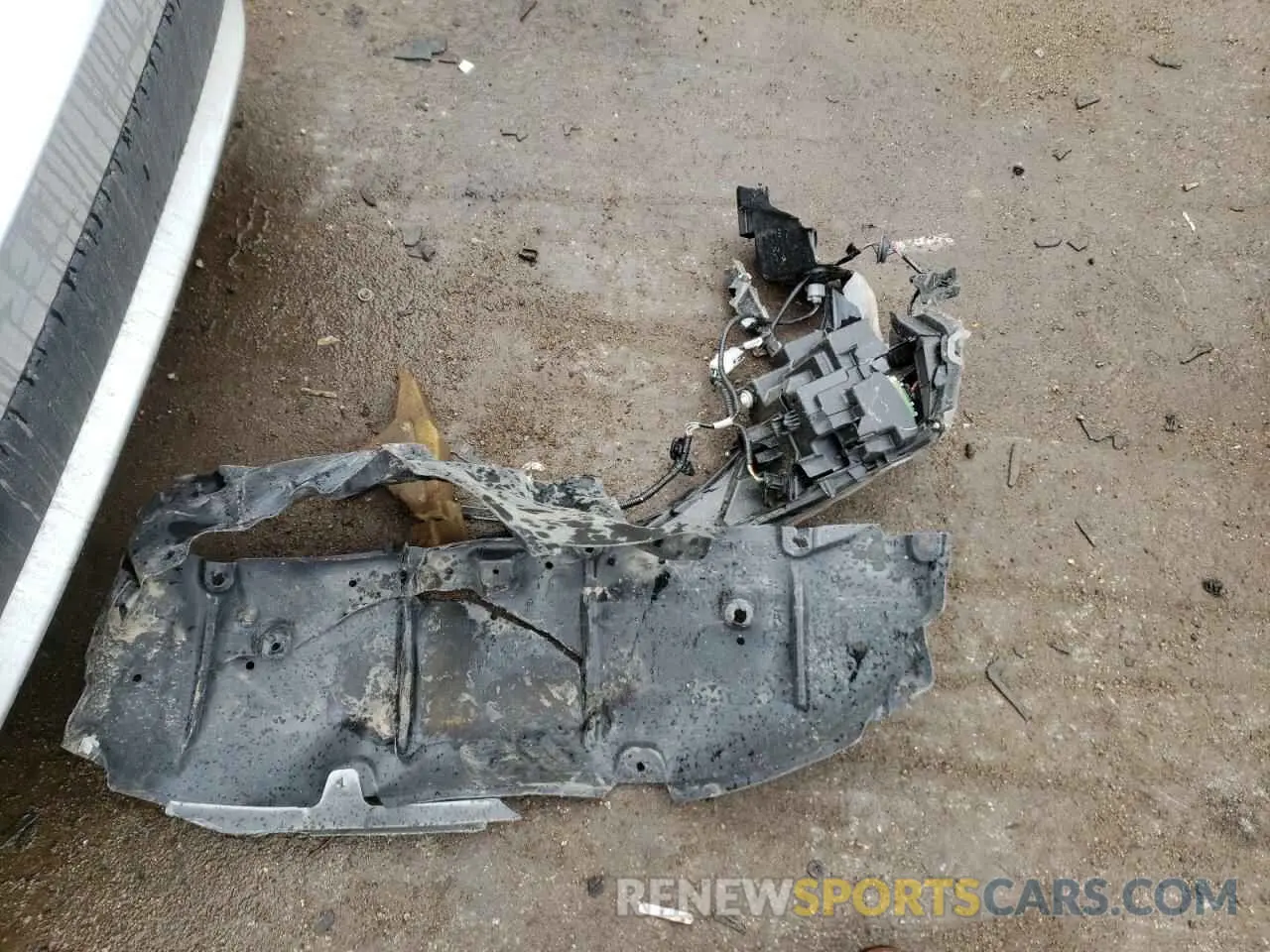 12 fotografías del automóvil dañado 5YFEPMAE2MP260382 TOYOTA COROLLA 2021