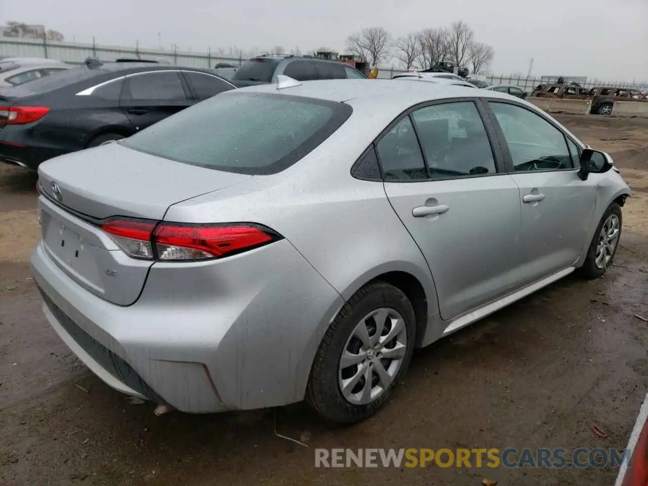 3 fotografías del automóvil dañado 5YFEPMAE2MP260382 TOYOTA COROLLA 2021