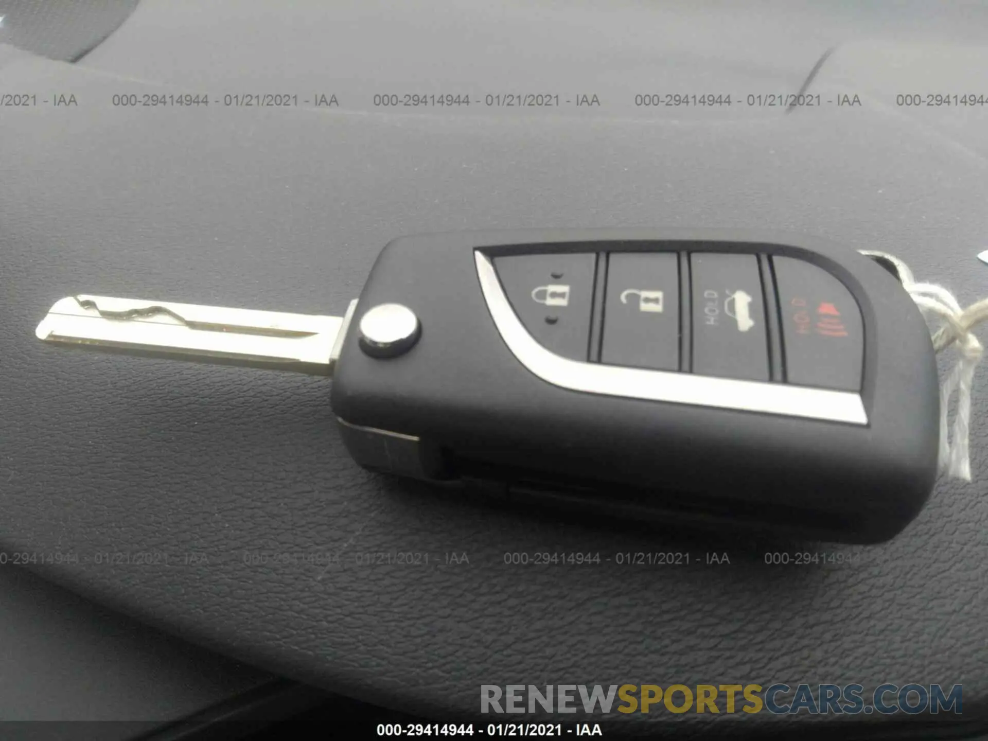 11 fotografías del automóvil dañado 5YFEPMAE3MP158069 TOYOTA COROLLA 2021