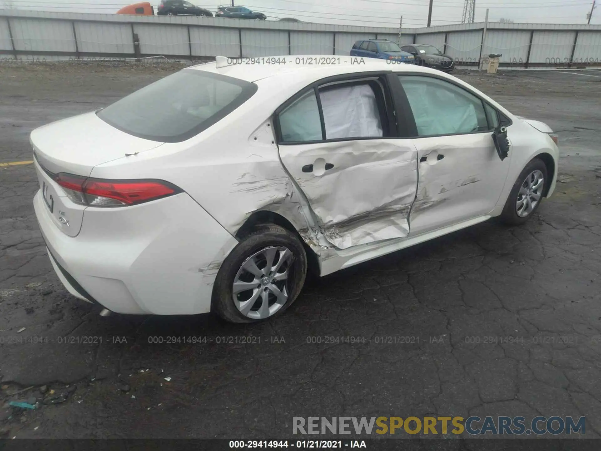4 fotografías del automóvil dañado 5YFEPMAE3MP158069 TOYOTA COROLLA 2021