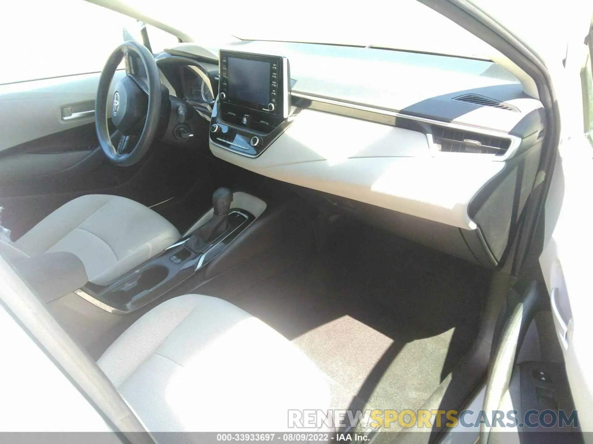 5 fotografías del automóvil dañado 5YFEPMAE3MP159061 TOYOTA COROLLA 2021