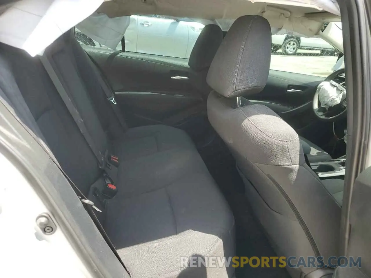 10 fotografías del automóvil dañado 5YFEPMAE3MP168424 TOYOTA COROLLA 2021