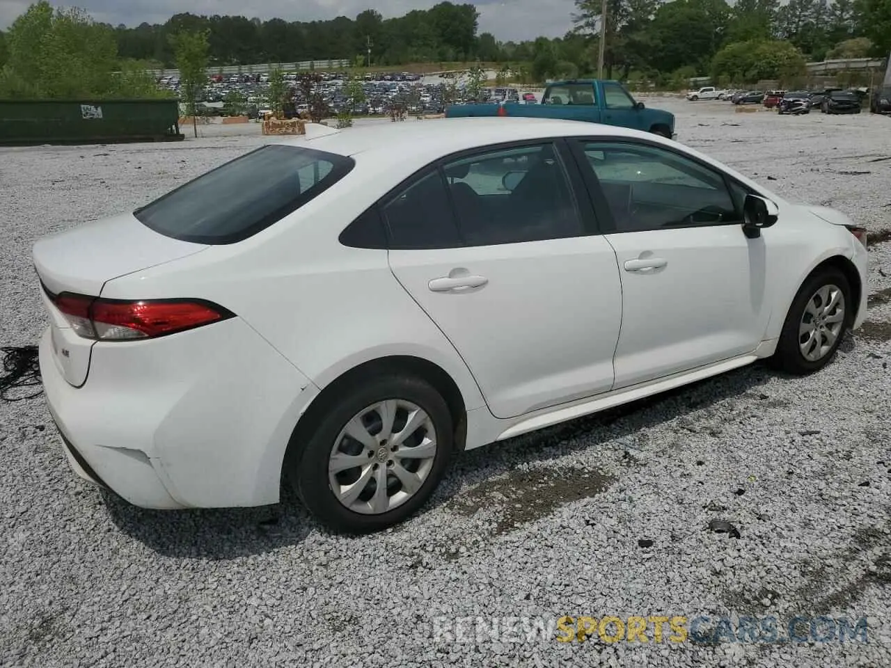 3 fotografías del automóvil dañado 5YFEPMAE3MP171520 TOYOTA COROLLA 2021