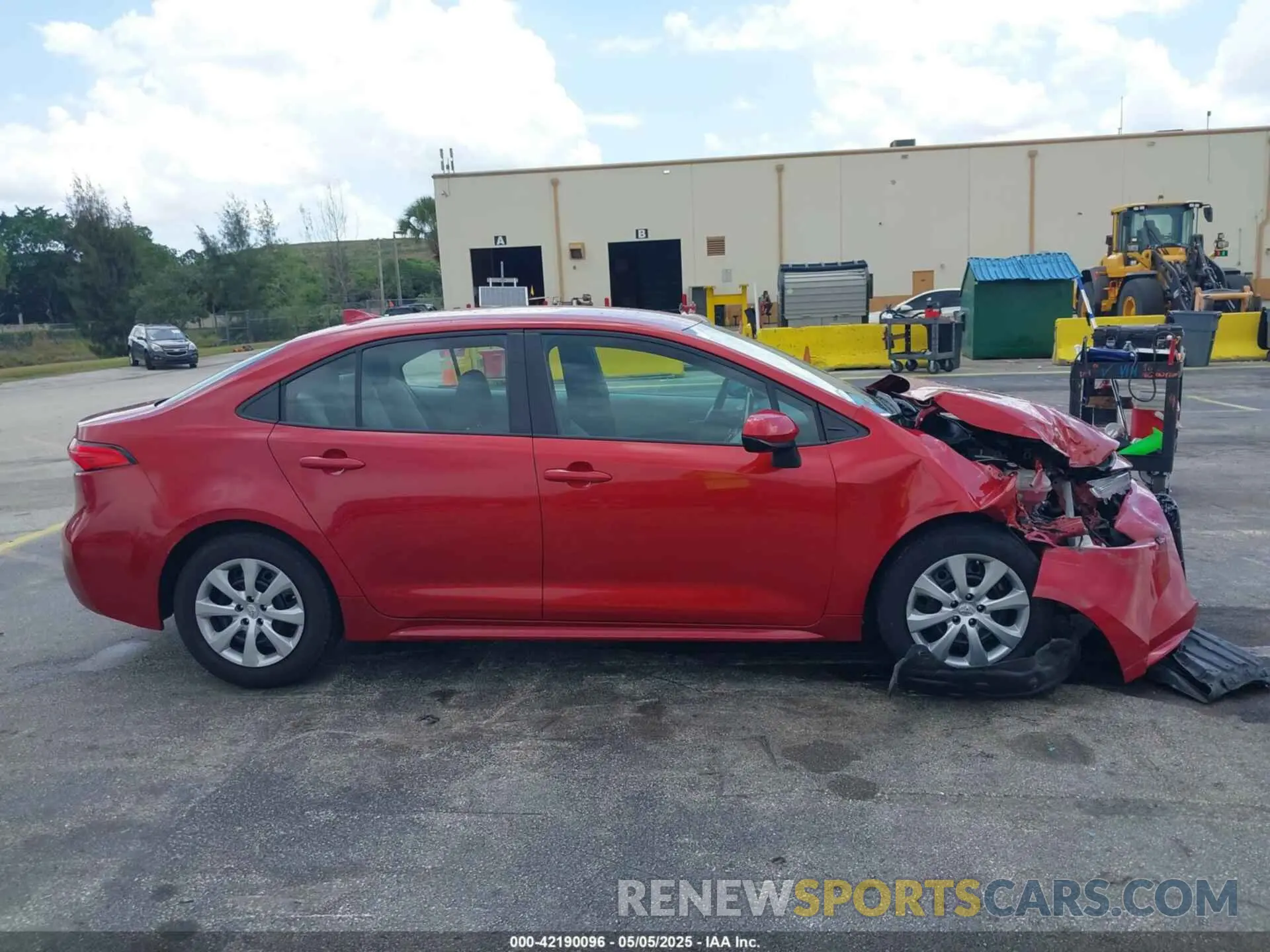 13 fotografías del automóvil dañado 5YFEPMAE3MP187958 TOYOTA COROLLA 2021