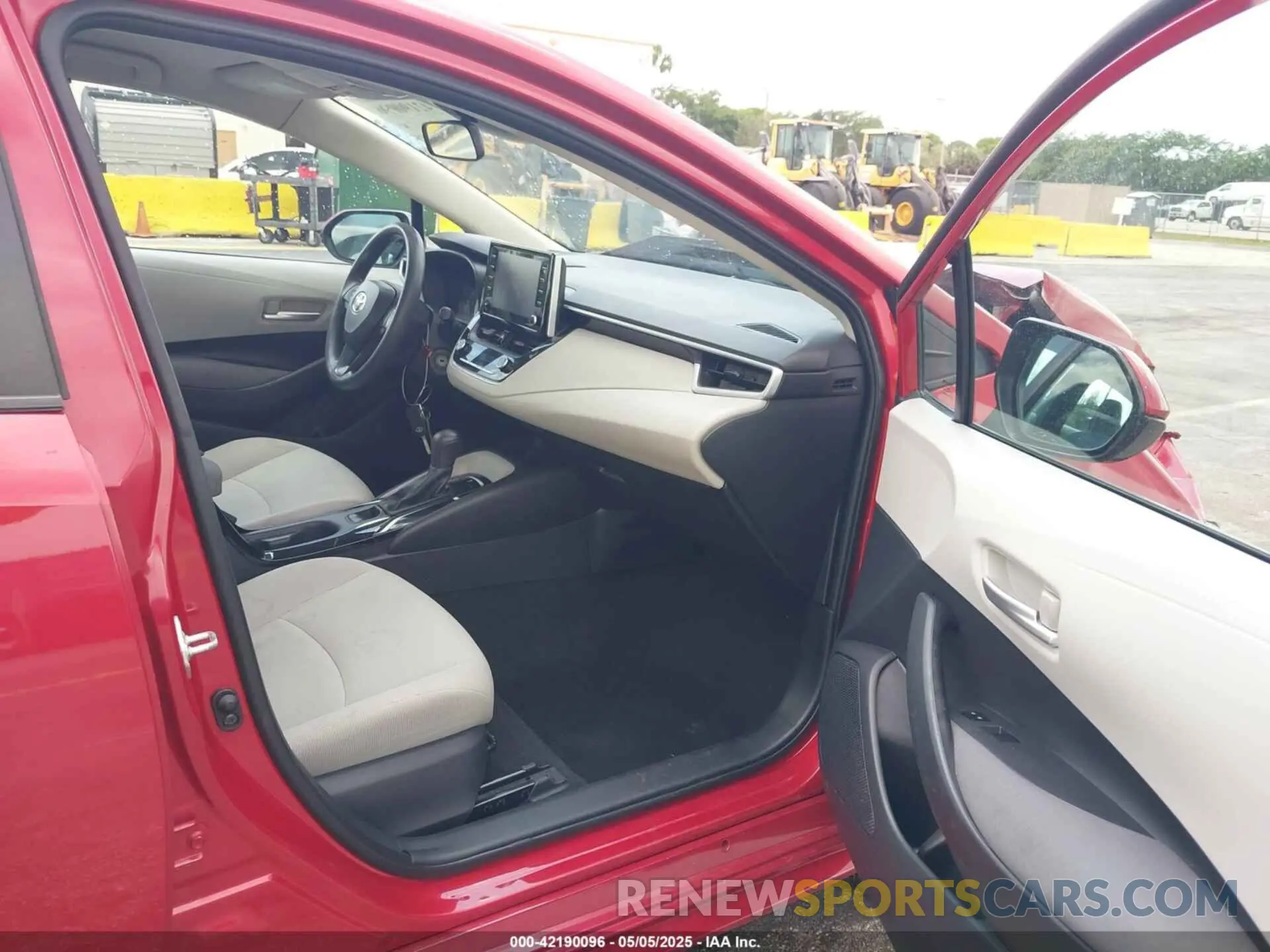 5 fotografías del automóvil dañado 5YFEPMAE3MP187958 TOYOTA COROLLA 2021