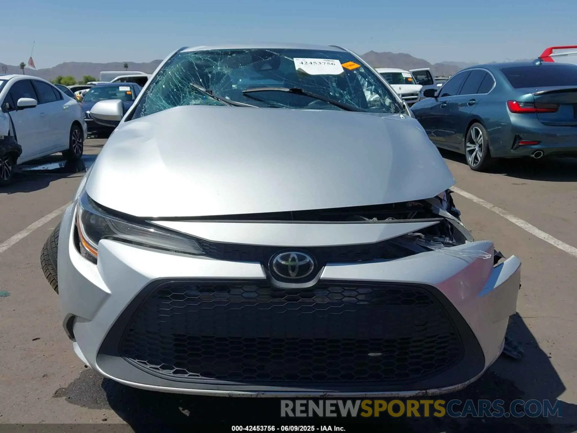 12 fotografías del automóvil dañado 5YFEPMAE3MP189970 TOYOTA COROLLA 2021