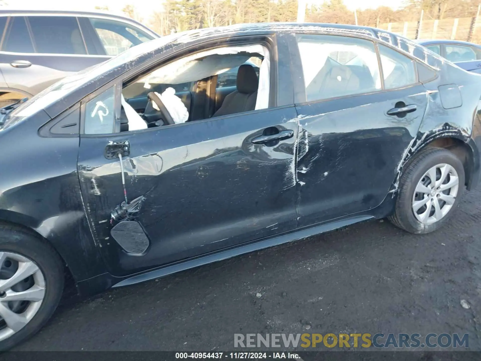 21 fotografías del automóvil dañado 5YFEPMAE3MP191993 TOYOTA COROLLA 2021