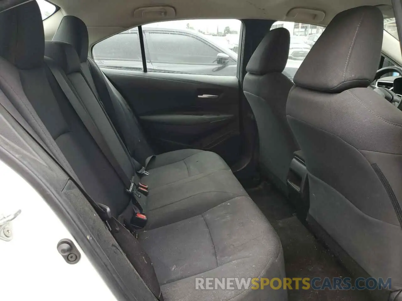 10 fotografías del automóvil dañado 5YFEPMAE3MP212325 TOYOTA COROLLA 2021