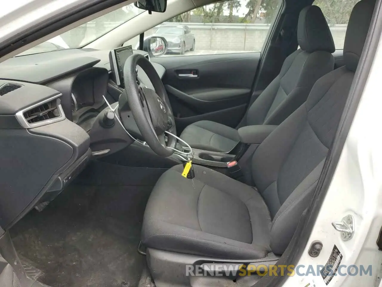 7 fotografías del automóvil dañado 5YFEPMAE3MP212325 TOYOTA COROLLA 2021