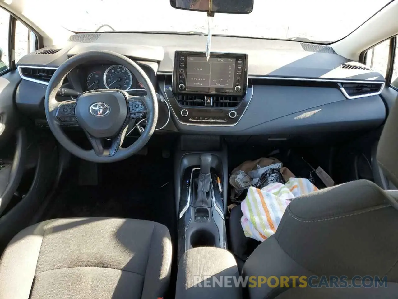 8 fotografías del automóvil dañado 5YFEPMAE3MP223681 TOYOTA COROLLA 2021