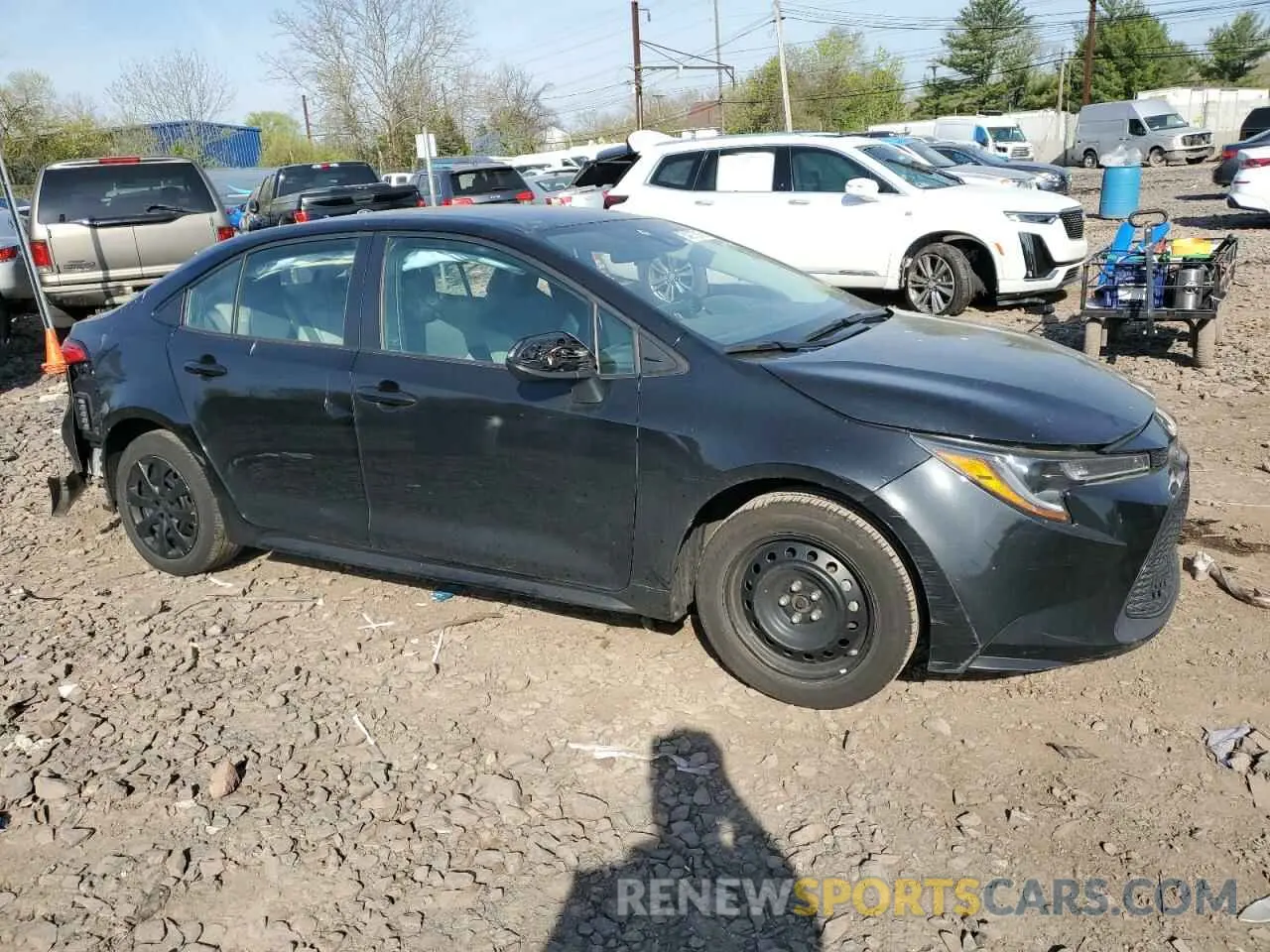 4 fotografías del automóvil dañado 5YFEPMAE3MP226810 TOYOTA COROLLA 2021