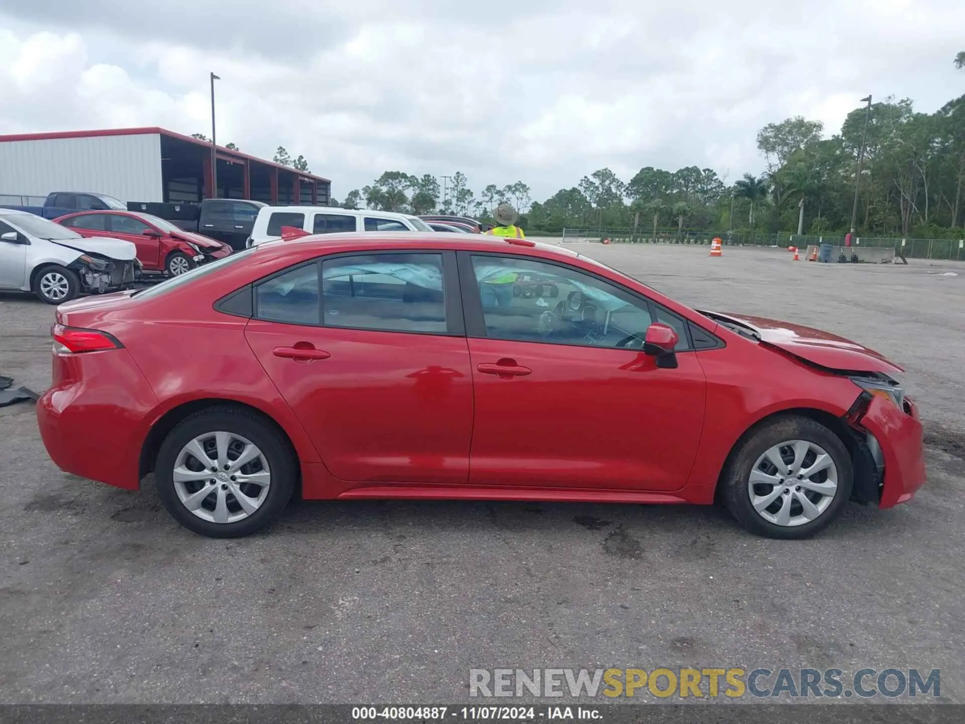 13 fotografías del automóvil dañado 5YFEPMAE3MP247530 TOYOTA COROLLA 2021