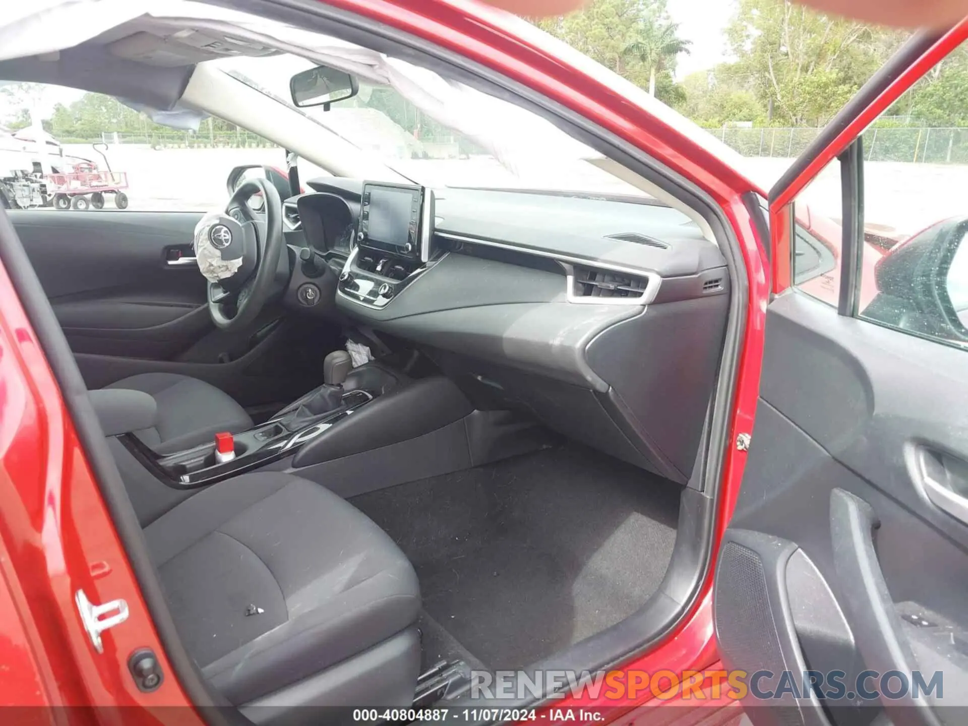 5 fotografías del automóvil dañado 5YFEPMAE3MP247530 TOYOTA COROLLA 2021