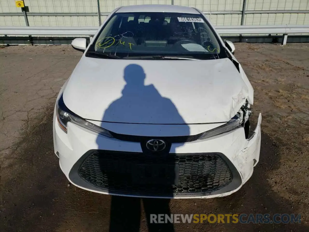 5 fotografías del automóvil dañado 5YFEPMAE3MP249598 TOYOTA COROLLA 2021