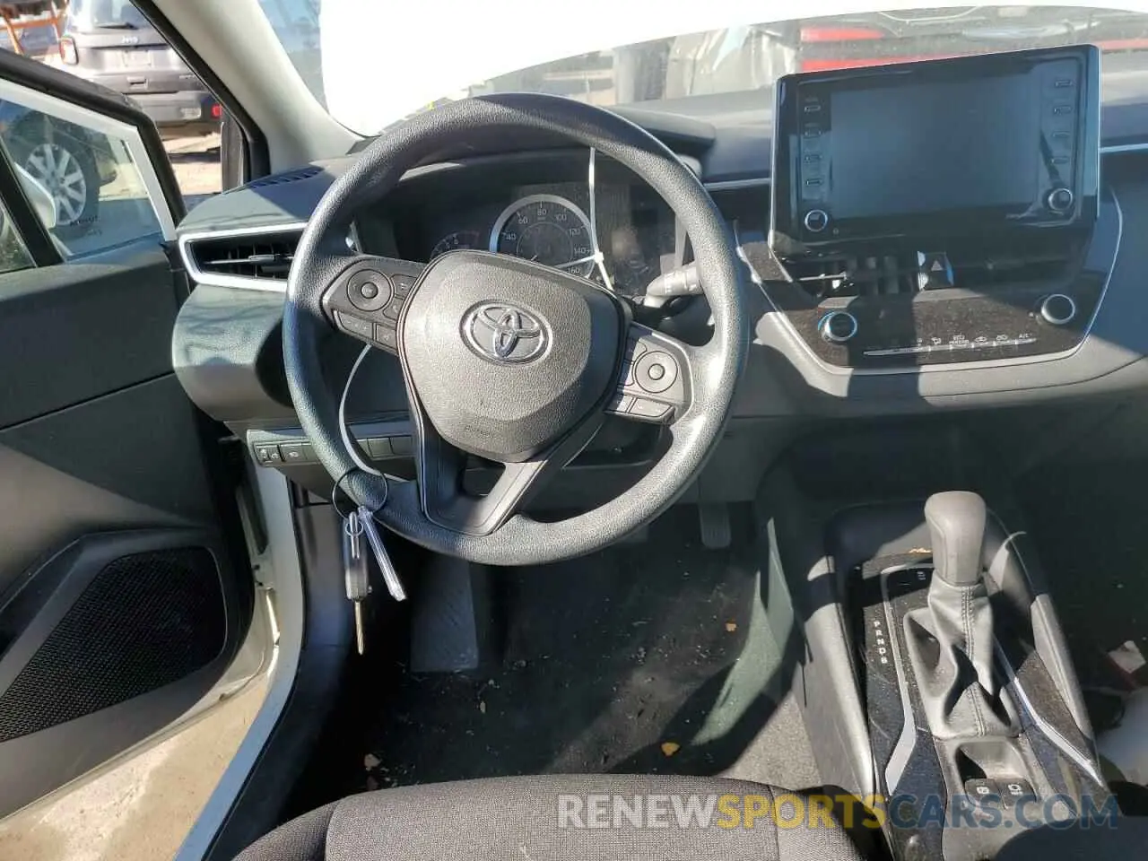 8 fotografías del automóvil dañado 5YFEPMAE3MP249598 TOYOTA COROLLA 2021